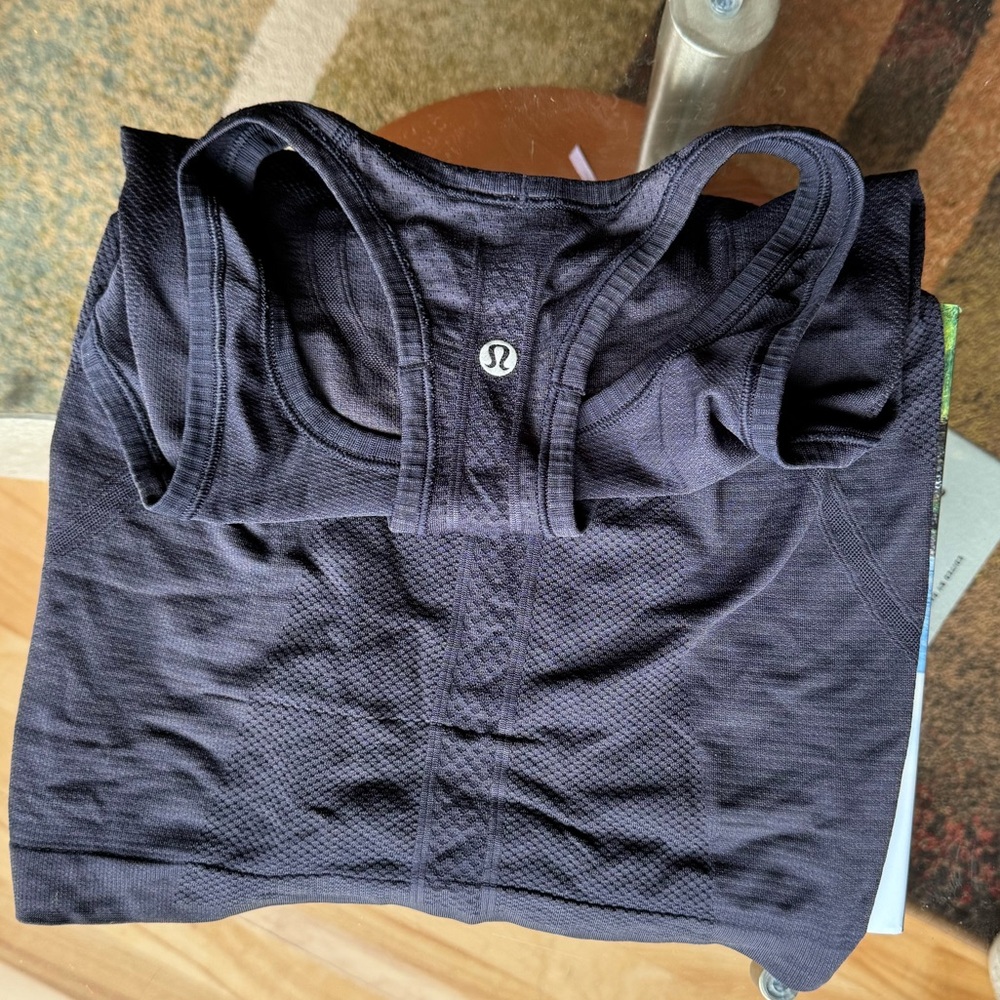 Navy lululemon swiftly tech tank